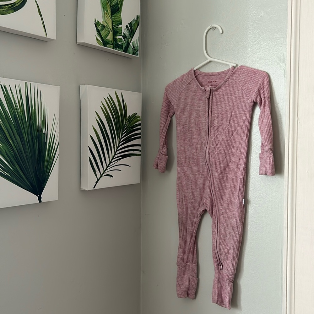 Little Sleepies Heather Mauve Ribbed Zippy